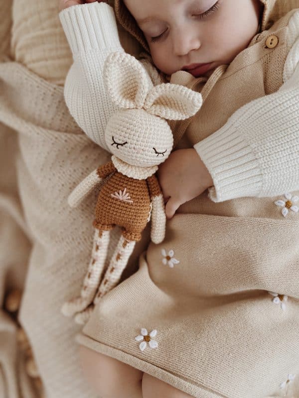 Doudou en crochet Bonnie le lapin Patti Oslo