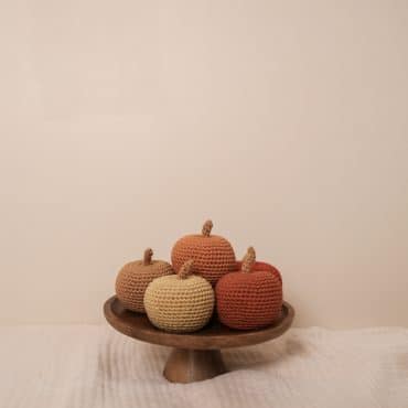 Hochet Pommes en crochet